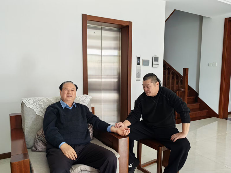 南京空军政委黄永垠将军7.jpg