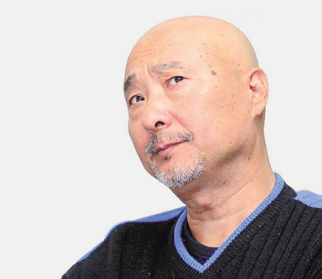 中国内地男演员、导演，国家喜剧演员 陈佩斯  